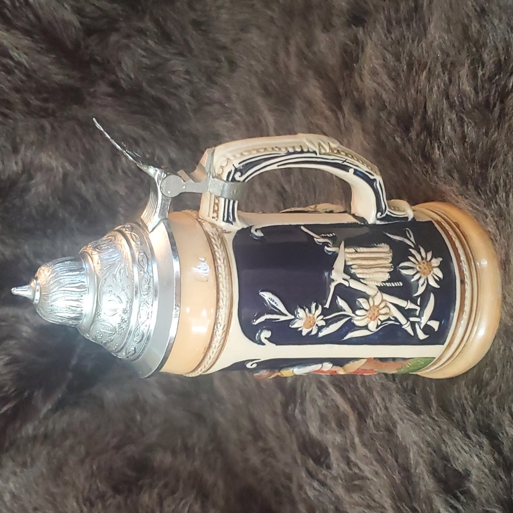 AUTHENTIC GERMAN BEER STEIN